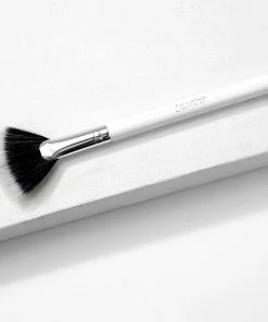 ColourPop Best Selling Face Fan Brush