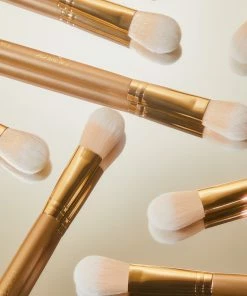 ColourPop Makeup Tools + Accessories Medium Fluff